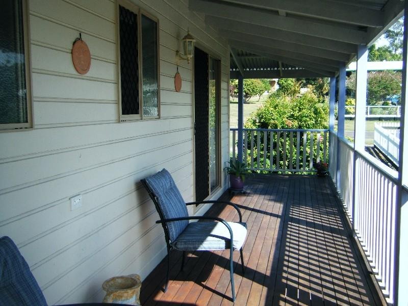 18 Blue Water Drive, Booral QLD 4655