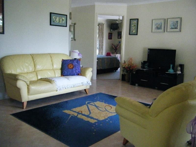 18 Blue Water Drive, Booral QLD 4655