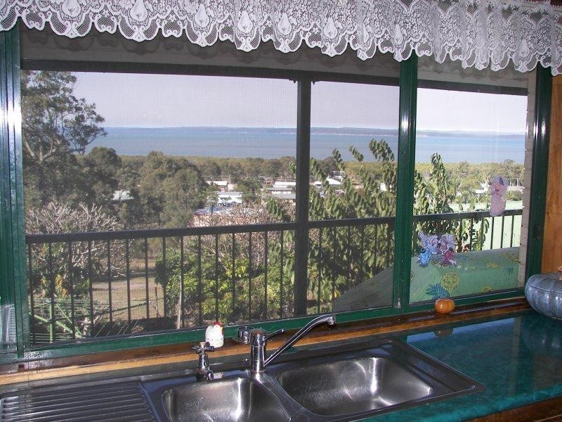 6 Curlew Terrace, River Heads QLD 4655