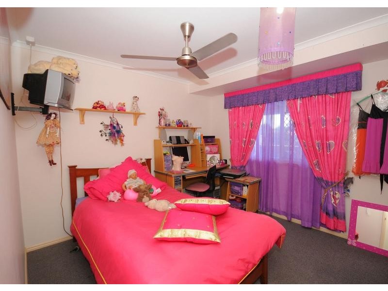 24 Masters Court, Urraween QLD 4655