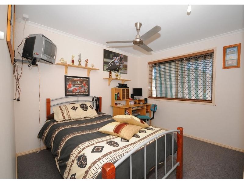 24 Masters Court, Urraween QLD 4655