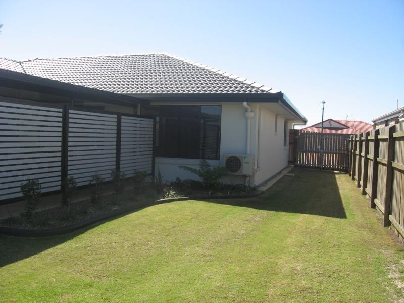 90 Endeavour Way, Eli Waters QLD 4655
