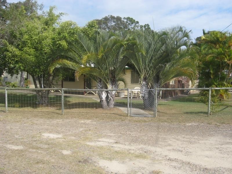 183 Elizabeth Street, Urangan QLD 4655