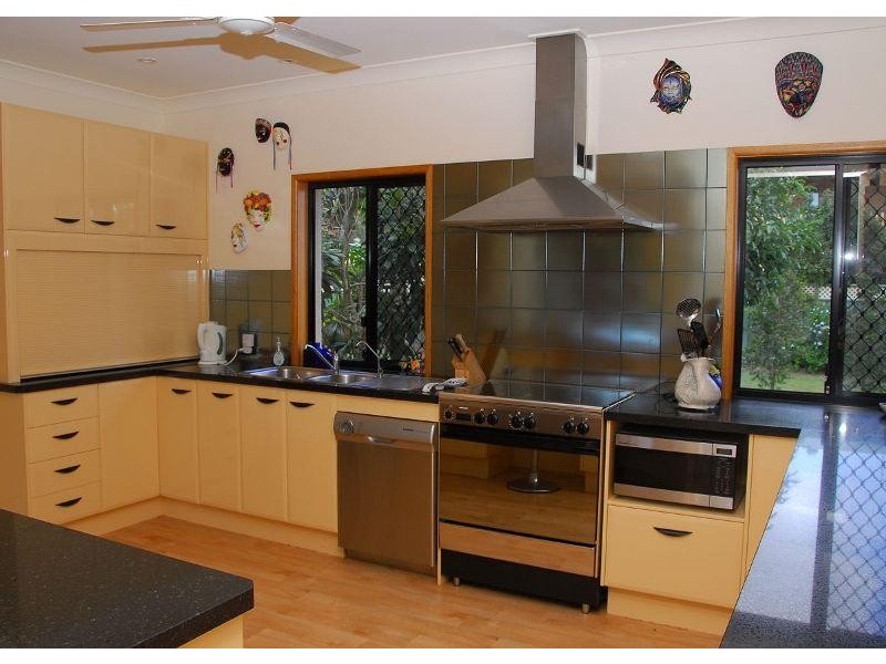 26 Meadow Drive, Dundowran Beach QLD 4655