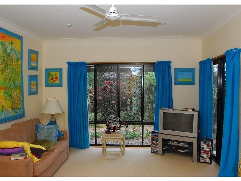 26 Meadow Drive, Dundowran Beach QLD 4655