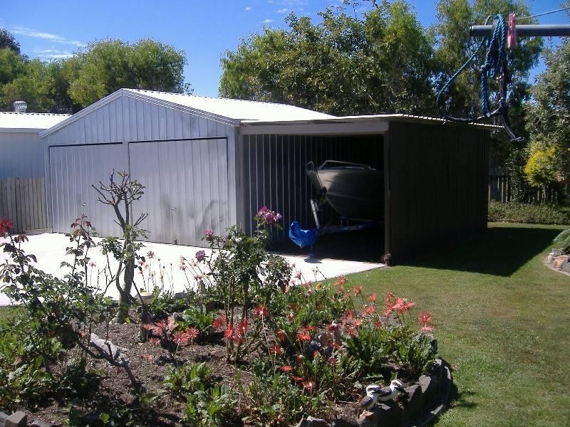 6 Banksia Park Drive, Scarness QLD 4655