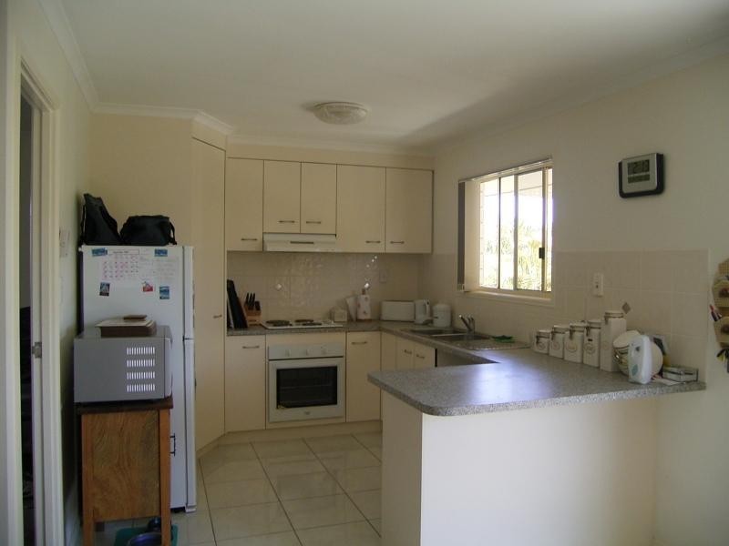 9 Moonstone Drive, Urangan QLD 4655