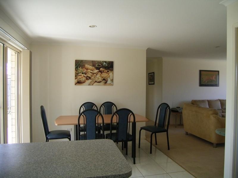 9 Moonstone Drive, Urangan QLD 4655