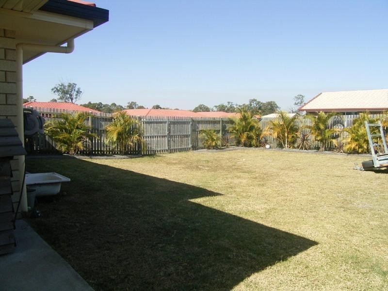9 Moonstone Drive, Urangan QLD 4655