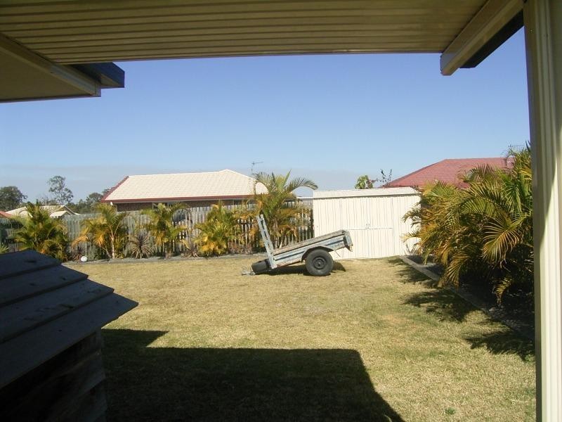 9 Moonstone Drive, Urangan QLD 4655