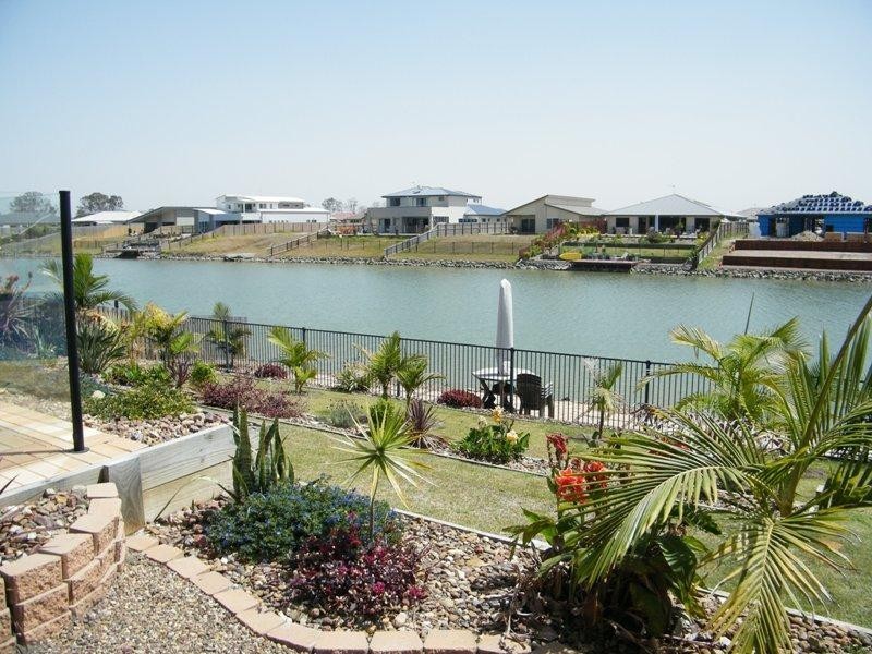 54 Earl St Vincent Circuit, Eli Waters QLD 4655