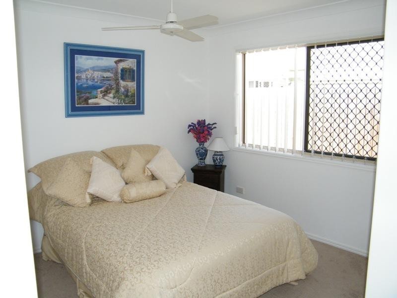 54 Earl St Vincent Circuit, Eli Waters QLD 4655