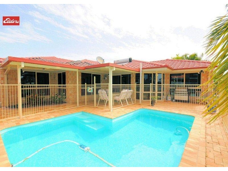 22 Lester Crescent, Torquay QLD 4655