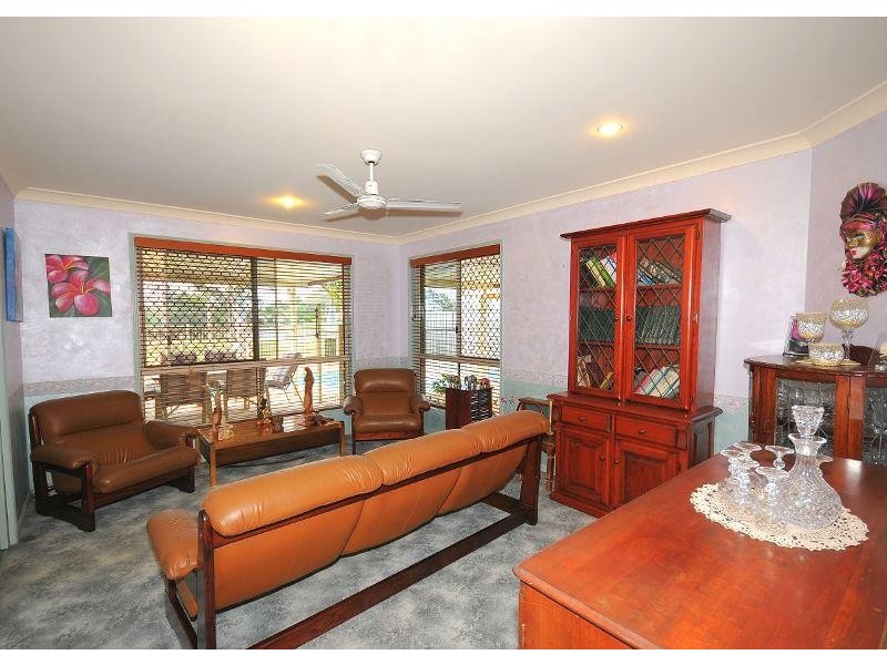 22 Lester Crescent, Torquay QLD 4655