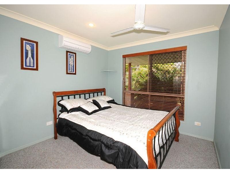 22 Lester Crescent, Torquay QLD 4655