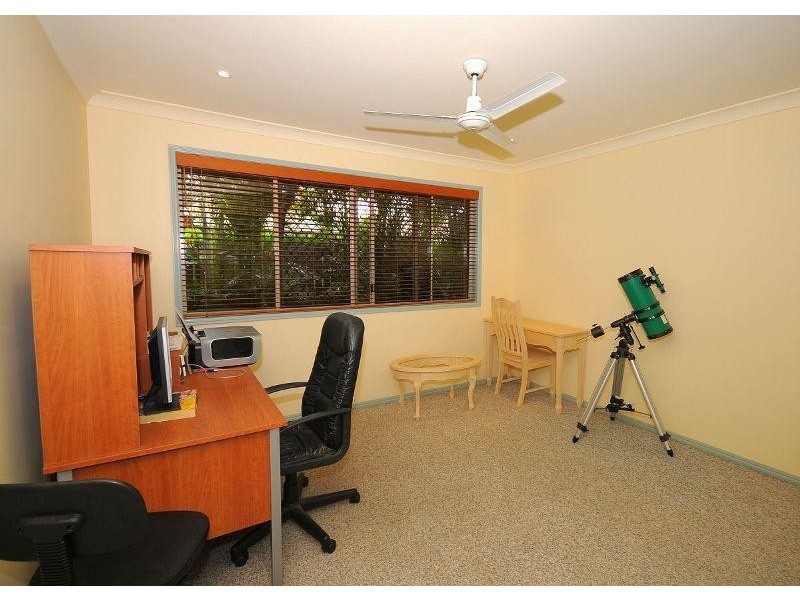 22 Lester Crescent, Torquay QLD 4655