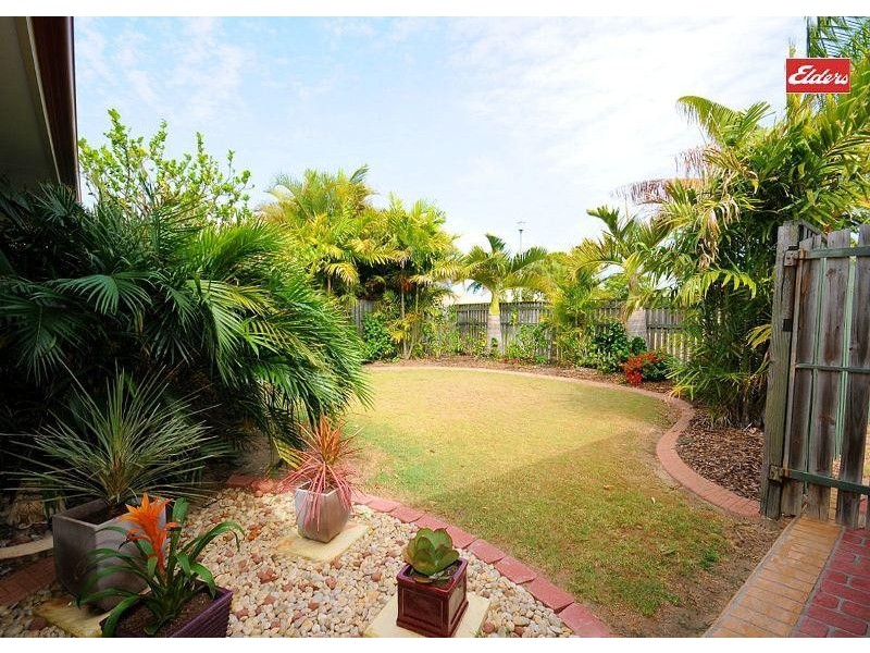 22 Lester Crescent, Torquay QLD 4655