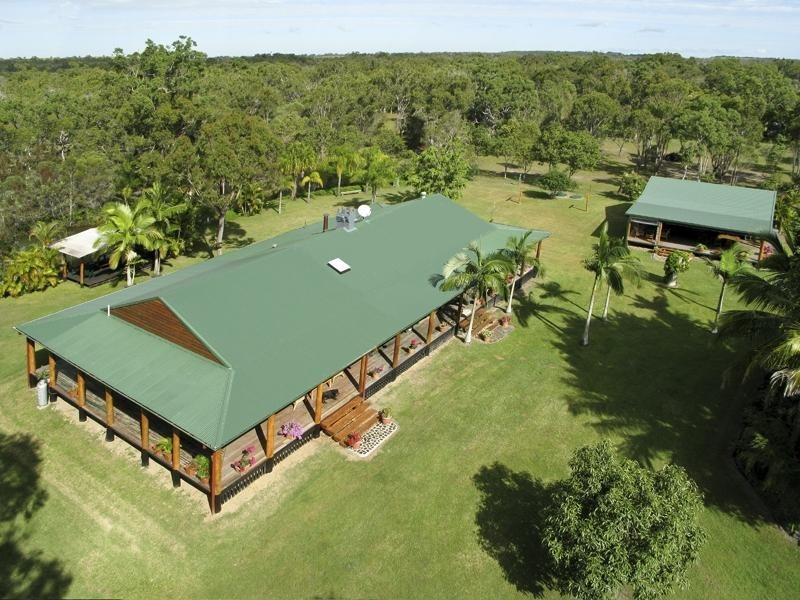 25 Shore Road West, Hervey Bay QLD 4655