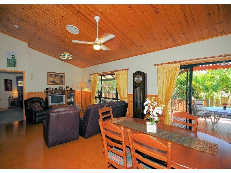 52 Sempfs Road, Dundowran Beach QLD 4655