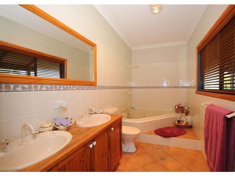 52 Sempfs Road, Dundowran Beach QLD 4655