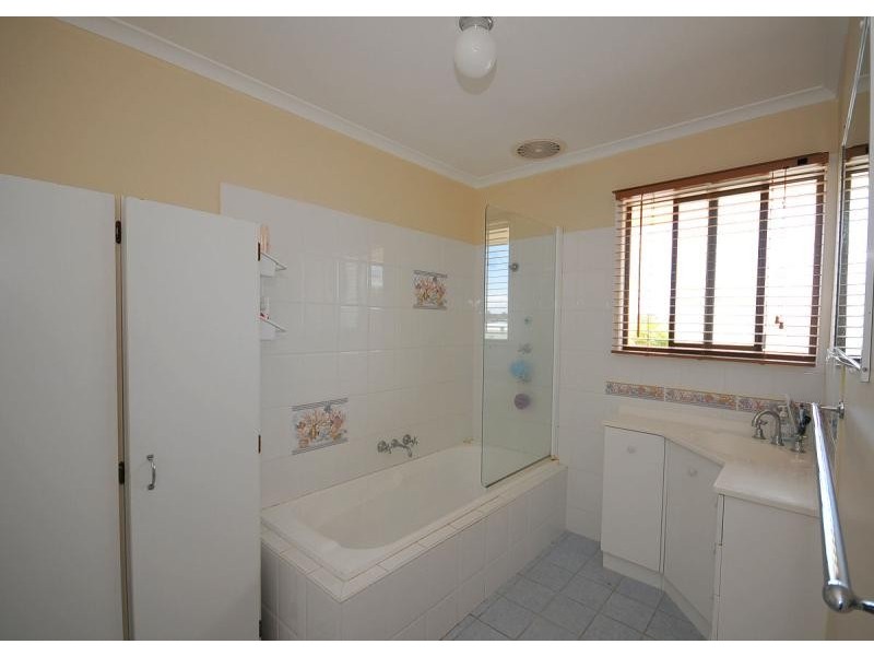 22 Wuruma Street, Scarness QLD 4655