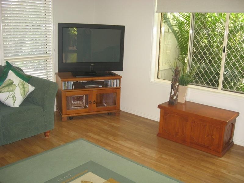 4 Austin Court, Point Vernon QLD 4655