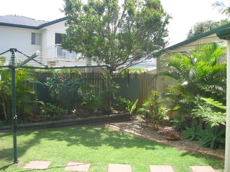 4 Austin Court, Point Vernon QLD 4655