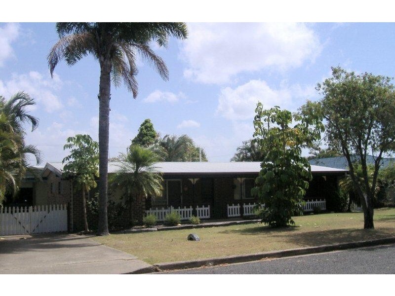 40 Saunders Street, Point Vernon QLD 4655