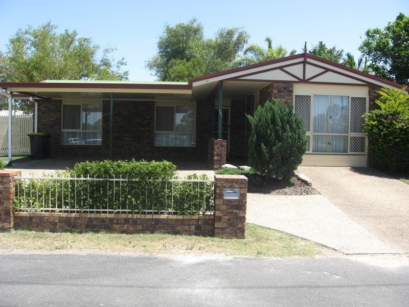 127 Robert Street, Torquay QLD 4655
