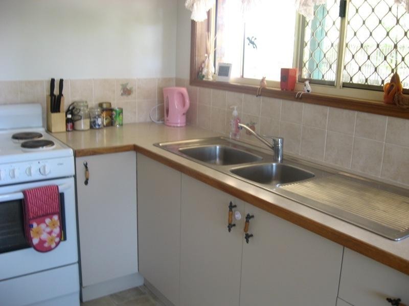 127 Robert Street, Torquay QLD 4655