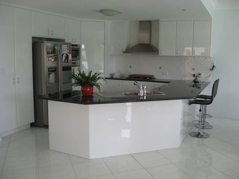 14 Harrison Circuit, Urangan QLD 4655