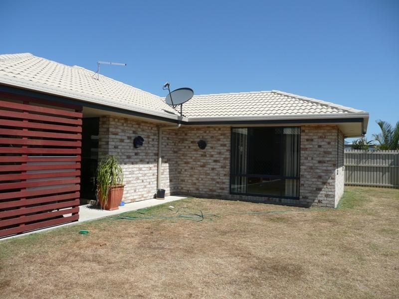 4 Kinross Court, Kawungan QLD 4655