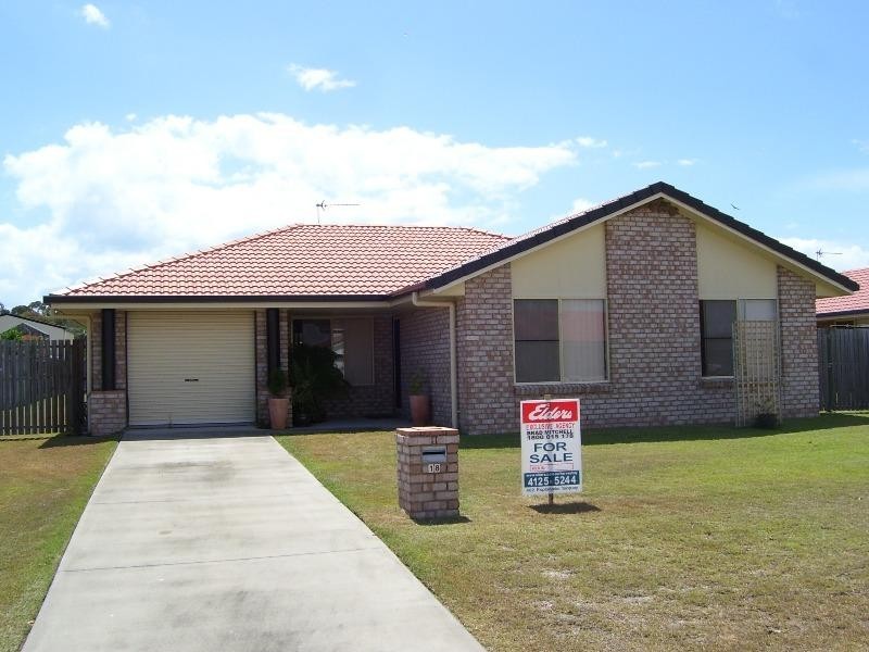 18 Kirton Road, Point Vernon QLD 4655