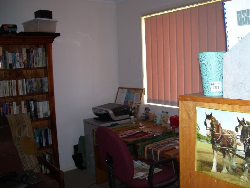 18 Kirton Road, Point Vernon QLD 4655