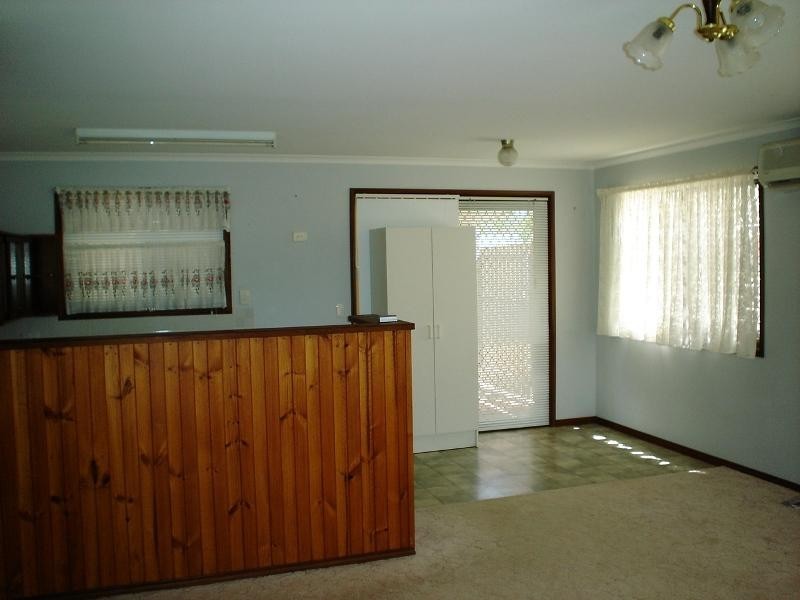 34 William Street, Urangan QLD 4655