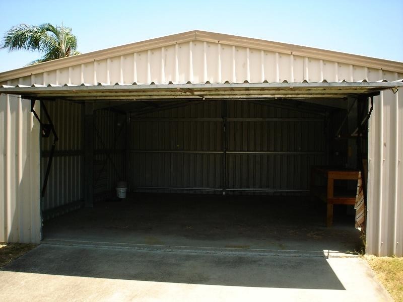 34 William Street, Urangan QLD 4655
