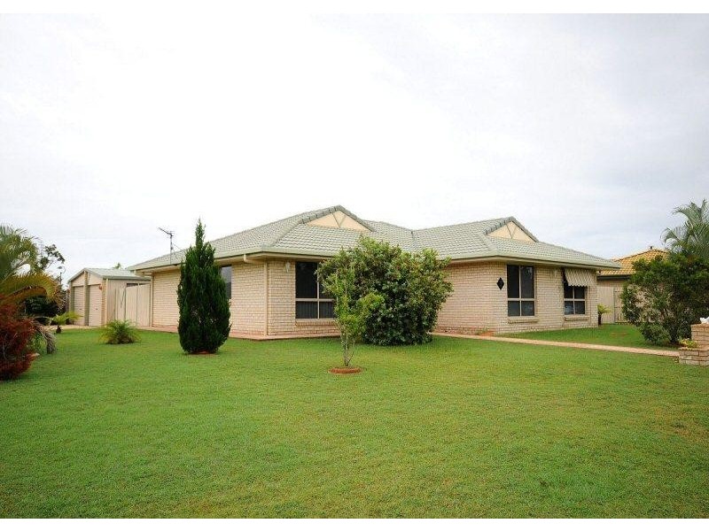 7 Dove Way, Eli Waters QLD 4655