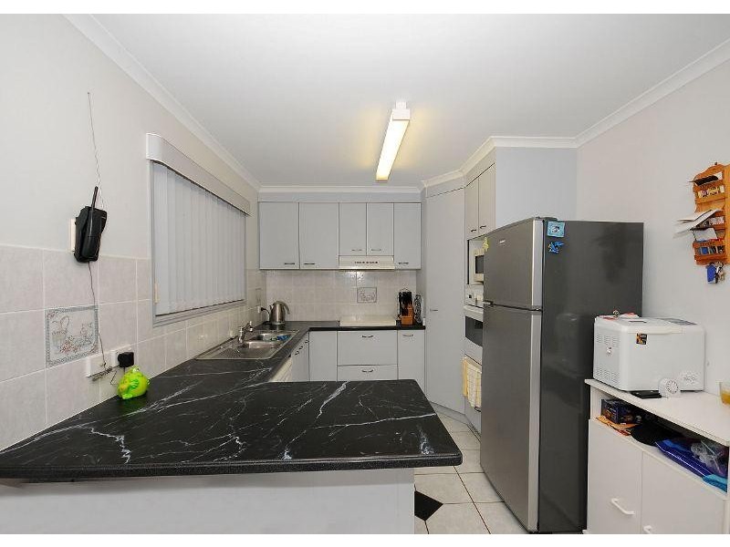 7 Dove Way, Eli Waters QLD 4655