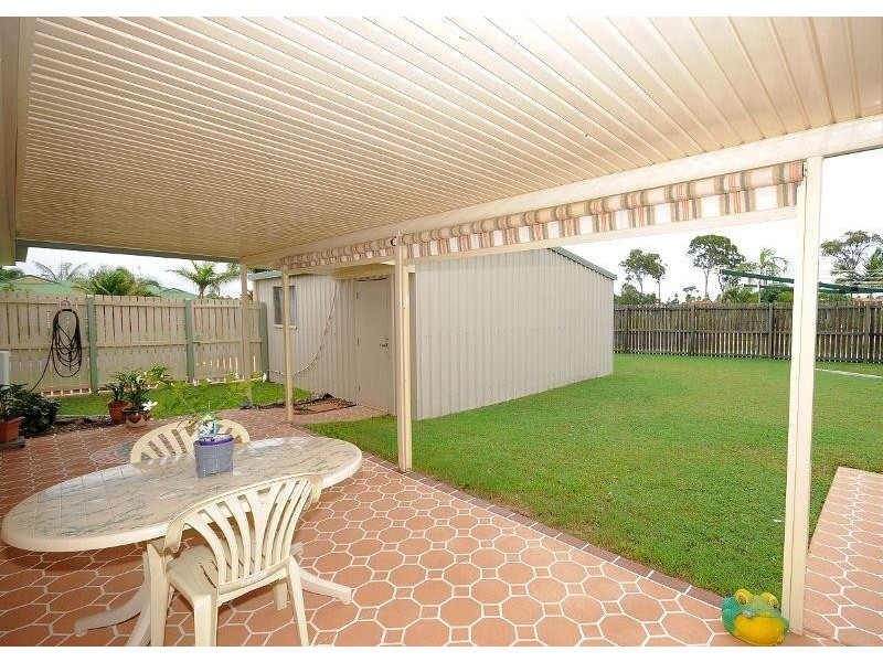 7 Dove Way, Eli Waters QLD 4655
