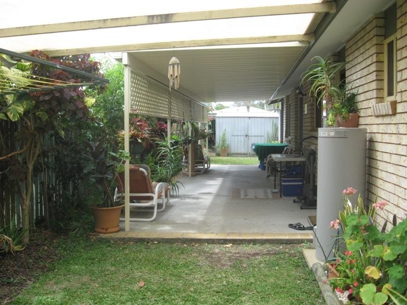 1 Acacia Street, Point Vernon QLD 4655