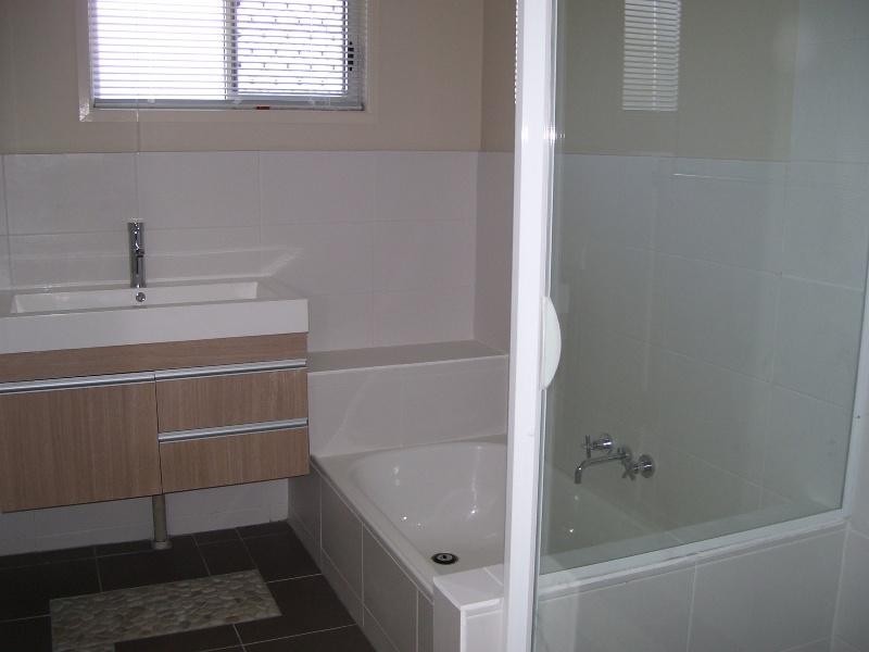 11 Honiton Street, Torquay QLD 4655