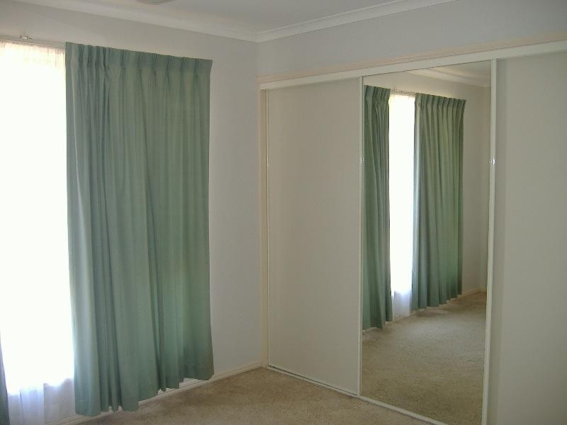 6 Vicki Parade, Torquay QLD 4655