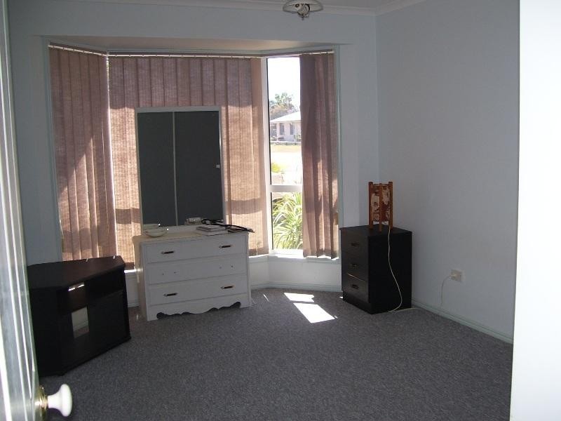 100 Honiton Street, Torquay QLD 4655