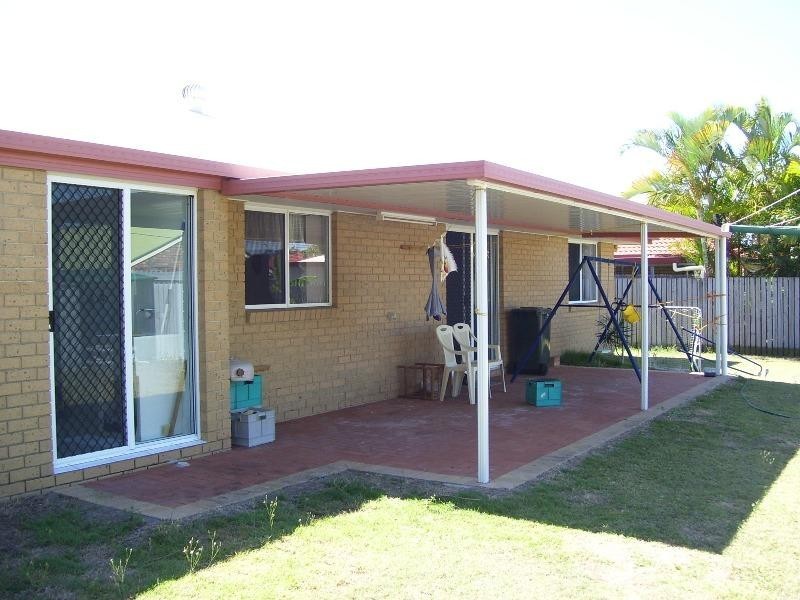 100 Honiton Street, Torquay QLD 4655