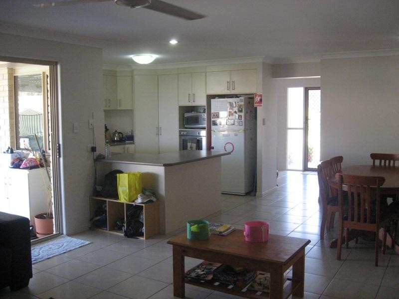 6 Yarrilee Circuit, Dundowran QLD 4655