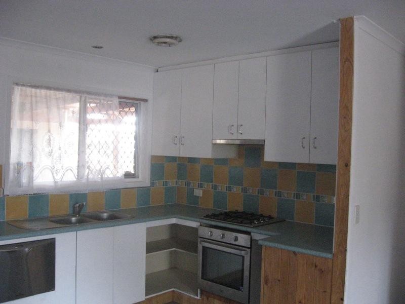 19 Michelle Drive, Point Vernon QLD 4655