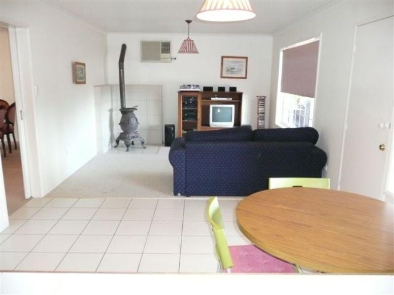 42 Johnston Boulevard, Urraween QLD 4655