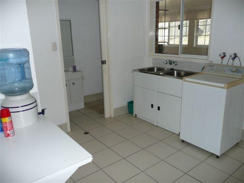 42 Johnston Boulevard, Urraween QLD 4655