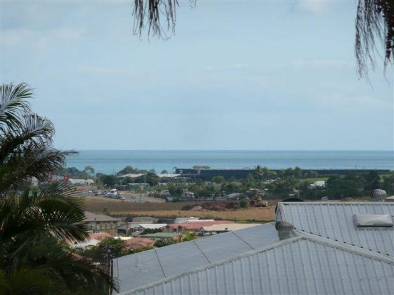 42 Johnston Boulevard, Urraween QLD 4655