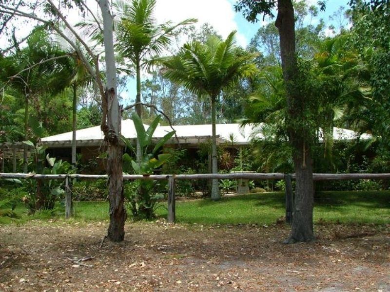 35 Valfern Court, Dundowran QLD 4655